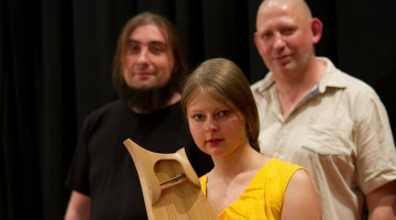 Trio publicitātes foto