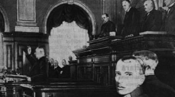 Tribīnē Alberts Kviesis 1930.gada 11.aprīlī, kreisajā rokā tur Valsts prezidentu svinīgo solījumu grāmatu. “Latvijas Kareivis”, 1930.gada 12.aprīlī Nr.85, 1.lpp. Priekšplānā: visu trīs Valsts prezidentu adjutants Eduards Kuplais. Prezidijā (no kreisās): Saeimas priekšsēdētāja biedrs, okupācijas laika pēdējais Valsts prezidenta pienākumu izpildītājs, bīskaps Jāzeps Rancāns, Dr. Pauls Kalniņš, Saeimas sekretārs Jānis Breikšs, tā pirmais biedrs Džons-Kārlis Hāns.