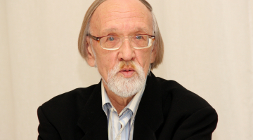 Dzejnieks Leons Briedis, Foto Sintija Zandersone, LETA