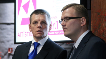 Einārs Repše (no kreisās) un Juris Pūce. Foto: Evija Trifanova, LETA