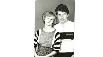 Ar sievu Ivetu 1987.gadā. Vējoņi apprecējās 1986.gadā. Pirms tam kopā bija četrus gadus.