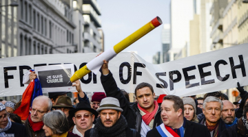 Demonstrācijā svētdien Briselē "Charlie Hebdo" un vārda brīvības atbalstam. Foto: AFP/LETA