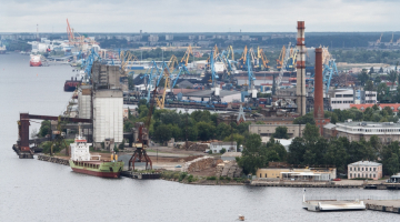 Rīgas osta. Foto: Edmunds Brencis, F64