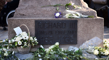 Piemiņas zīme karalim Ričardam III. Foto: AFP/LETA
