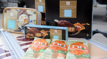 Piena pārstrādes uzņēmuma "Food Union" ražotais saldējums Ķīnas tirgum. Foto: Edijs Pālens, LETA