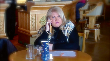 Prokurores amatu Irina Bogdanova zaudēja pēc tam, kad 2008. gadā KNAB viņu pieķēra kukuļņemšanā no kāda Igaunijas uzņēmēja.