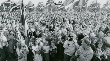 Foto — Anda Krauze, no LNVM Tautas frontes muzeja arhīva