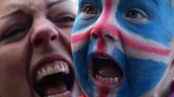 Islandes futbola fani sagaida komandu pēc Eiropas čempionāta.