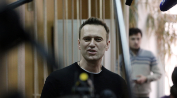 Aleksejs Navaļnijs tiesas zālē. Foto: Dmitry Serebryakov, TASS/LETA.