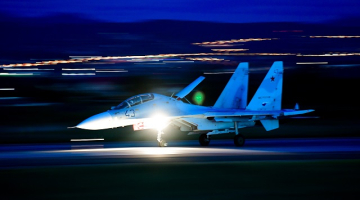 Krievijas armijas iznīcinātājs. Foto: ITAR-TASS/LETA