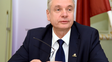 Izglītības un zinātnes ministrs Kārlis Šadurskis. Foto: Zane Bitere, LETA.