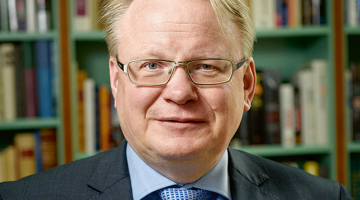 Pēters Hultkvists.