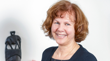 Ārija Martukāne.