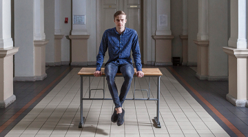 Reinis Irmejs ir Latvijas olimpiāžu čempions jau kopš 9. klases, kad sāka padziļināti interesēties par fiziku.