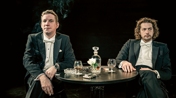 Aktieris Artūrs Skrastiņš (pa kreisi) un mūziķis Kārlis Lācis.