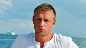 Astoņus mēnešus pēc sievas nāves norvēģu bāriņtiesa atņēma Andrim Baltruņķim meitu.