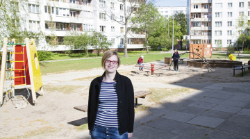 Bez Rīga 2014 un Lielās talkas pagalmu labiekārtošanas projekta teritoriju sakārtot būtu ļoti grūti, saka Sergeja Eizenšteina ielas 63 iedzīvotāja Dace Strupčenko.
