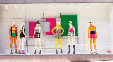 Savā dzimtenē Zviedrijā H&M ir iecienīts, taču visienesīgākais tirgus ir Vācijā, jo tur arī visvairāk veikalu — 394.