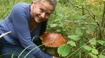 Dace Rukšāne: «Esmu sēņu tīrības karaliene — tārpus un švammes bez žēlastības atdodu komposta kaudzei, un manos krājumos nonāk tikai ideāli tīri eksemplāri.»