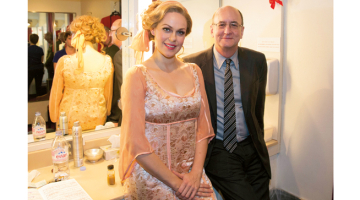 Kristīne Opolais ar Metropolitēna operas direktoru Pīteru Gelbu.