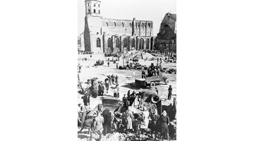 Pēterbaznīcas apkaime 1944. gada oktobrī, pēc vācu armijas atsišanas un padomju armijas ienākšanas Rīgā.
