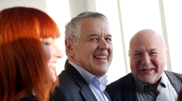 Nereģistrētās organizācijas "Nepilsoņu kongress" aktīvists Aleksandrs Gapoņenko pirms tiesas sēdes Vidzemes priekšpilsētas tiesā. Foto: Edijs Pālens, LETA