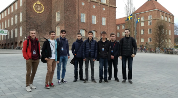 Latvijas skolēnu komanda Baltijas informātikas olimpiādē. Publicitātes foto