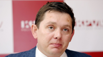 Partijas "KPV LV" valdes priekšsēdētājs, Saeimas deputāts Artuss Kaimiņš piedalās partijas "KPV LV" preses konferencē. Foto: Edijs Pālens, LETA