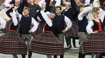 XXVI Vispārējo latviešu Dziesmu un XVI Deju svētku deju lieluzvedums "Māras zeme" Daugavas stadionā. Foto: Paula Čurkste, LETA