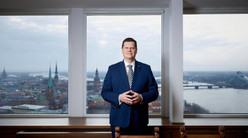 Kaspars Gerhards ministrijas 23. stāvā. Foto: Edmunds Brencis