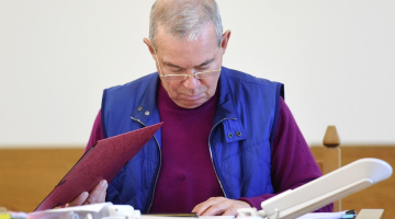 Aivars Lembergs pirms tiesas sēdes Rīgas apgabaltiesā. Foto Paula Čurkste, LETA