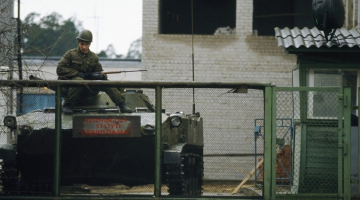 PSRS armijas tanks Lietuvā 1991.gadā. Foto no Delfi.lt