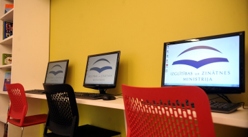 Izglītības un zinātnes ministrijas daudzfunkcionālais Informācijas centrs. Foto: Edijs Pālens, LETA