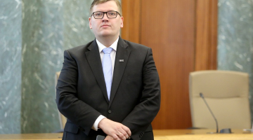 Vides aizsardzības un reģionālās attīstības ministrs Juris Pūce Ministru kabinetā. Foto: Paula Čurkste, LETA