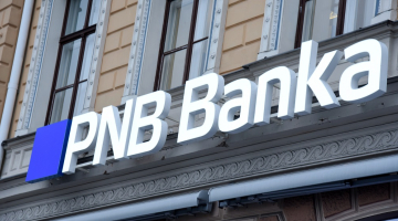 "Norvik banka" jaunā nosaukuma "PNB banka" izkārtne. Foto: Zane Bitere, LETA