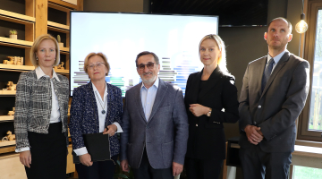 Asociāciju pārstāvji aicina veidot Eiropas standartiem atbilstīgu atkritumu depozīta sistēmu. Publicitātes foto.