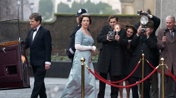 Elizabetes II lomā Olīvija Kolmena