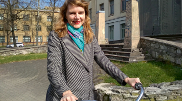Inga Lāce: «Priecājos, ka esmu atpakaļ Rīgā. Ņujorka pašlaik ir skumja vieta.»
Foto — Mārtiņš Galenieks