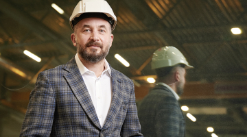 Kazahstānā dzimušais un ASV uzaugušais uzņēmējs Aleksandrs Kelbergs Latvijā ieradās 2003. gadā amerikāņu investīciju fonda New Capital Holding uzdevumā. Tagad šeit ir iesakņojies, apprecējies.
Foto — Edmunds Brencis