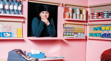 Dace Vītola topošajā Kioskā.
Foto — Ieva Salmane