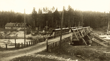 Gaujas tilts Līgatnē 1936. gadā. To atklāja 1924. gadā, un tas kalpoja līdz Otrā pasaules kara sākumam