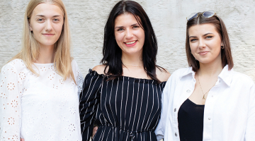 Jaunās uzņēmējas: Agnese Aizpuriete, Paula Stradiņa un Anete Marta Bukovska.
Foto — Kristīne Madjare