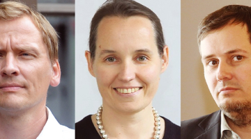 No kreisās: Jānis Siksnis, Sanita Upleja-Jegermane un Jānis Eglītis.