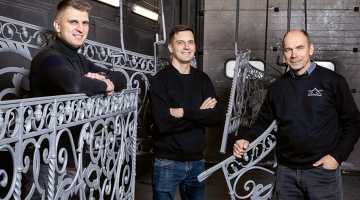 Rūdols, Ansis un Edmunds Peslaki, SIA Peslaks Metālapstrāde īpašnieki.
Foto — Ieva Salmane