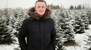Armands Paegle, Paegles Egļu īpašnieks.
Foto — Reinis Inkēns