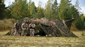 Pagājušā gada militāro mācību Namejs 2021 laikā Augšdaugavas novadā.
Foto — LETA