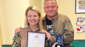 Ar Ukrainas Bruņoto spēku virspavēlnieku Valēriju Zalužniju.
Foto no personīgā arhīva