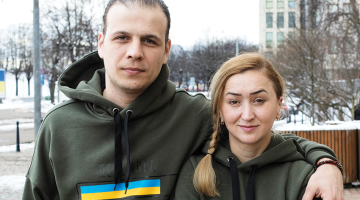 Režisors Jevhens Titarenko ar sievu producenti Natāliju Hazanu.
Foto — Kristīne Madjare