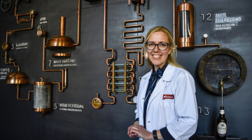 Alus darītavas "Aldaris" alus meistare Dace Šķēle. Publicitātes foto