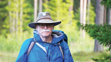 Jūlija vidū Džons sāka ceļu no Tallinas, šobrīd šķērso Latviju, un viņa gājiens noslēgsies Kauņā.
Foto — Zane Eniņa